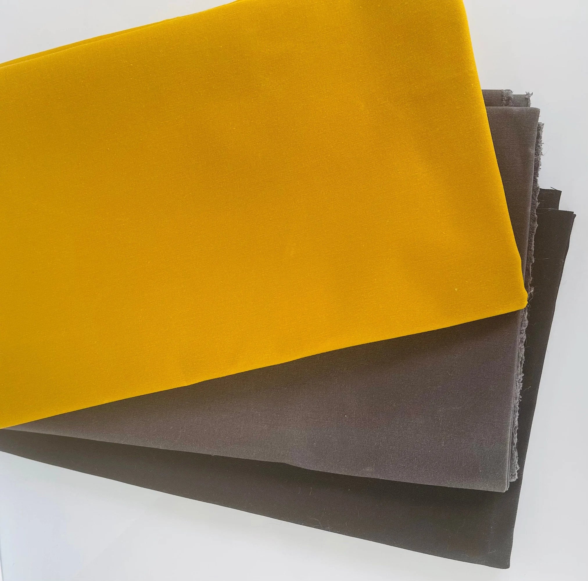 Waxed Canvas - Cotton Duck 10oz - Lemon - Curry - Big Duck Canvas - WAX-1010-LC