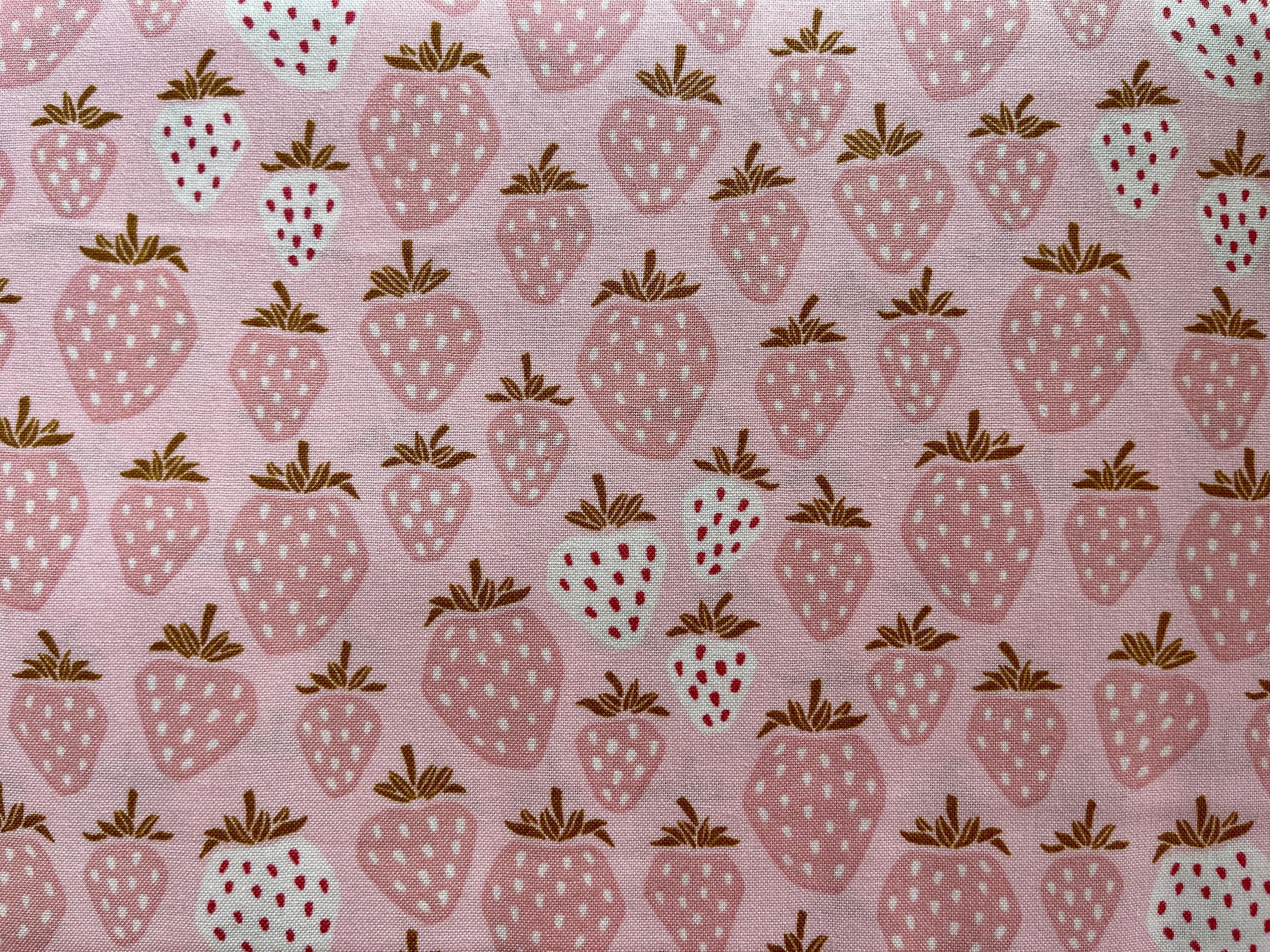 Under the Apple Tree-Queen of Berries-Golden Yellow Fabric-Loes Van Oosten