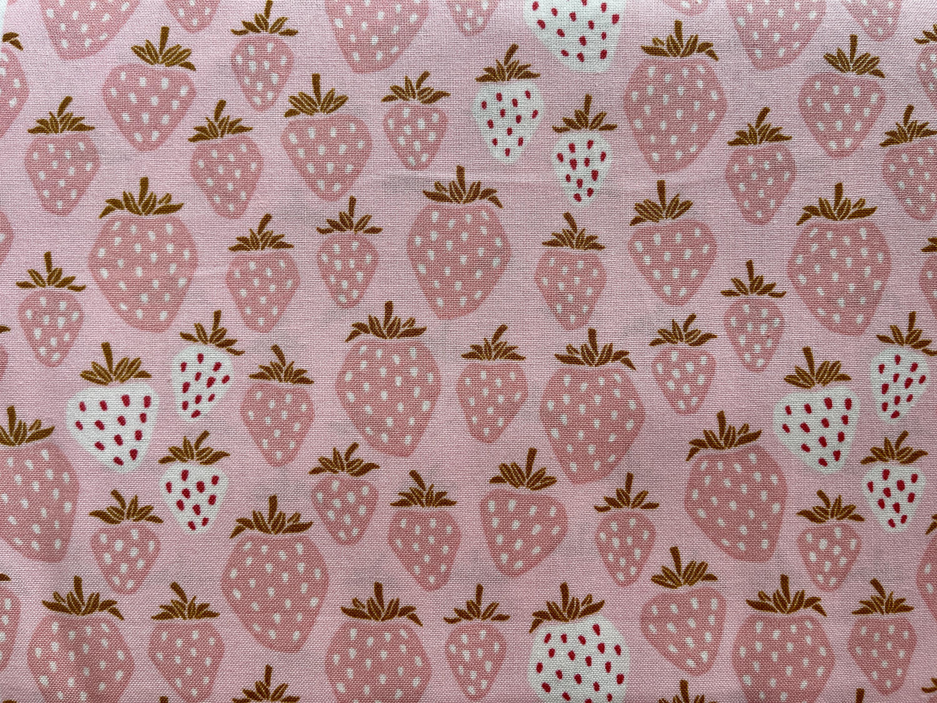 Under the Apple Tree-Queen of Berries-Golden Yellow Fabric-Loes Van Oosten