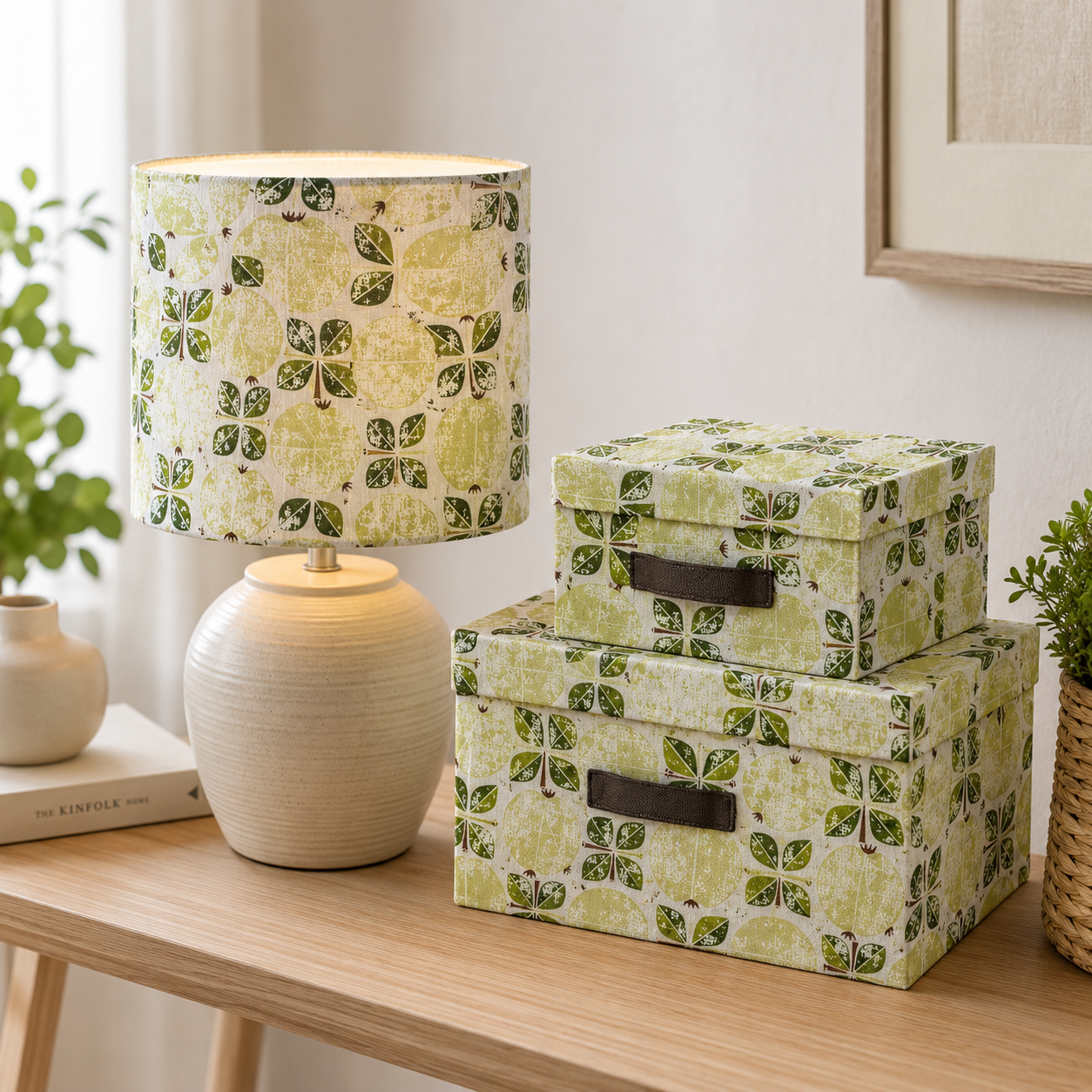 Under the Apple Tree Apple-Green Fabric-Loes Van Oosten