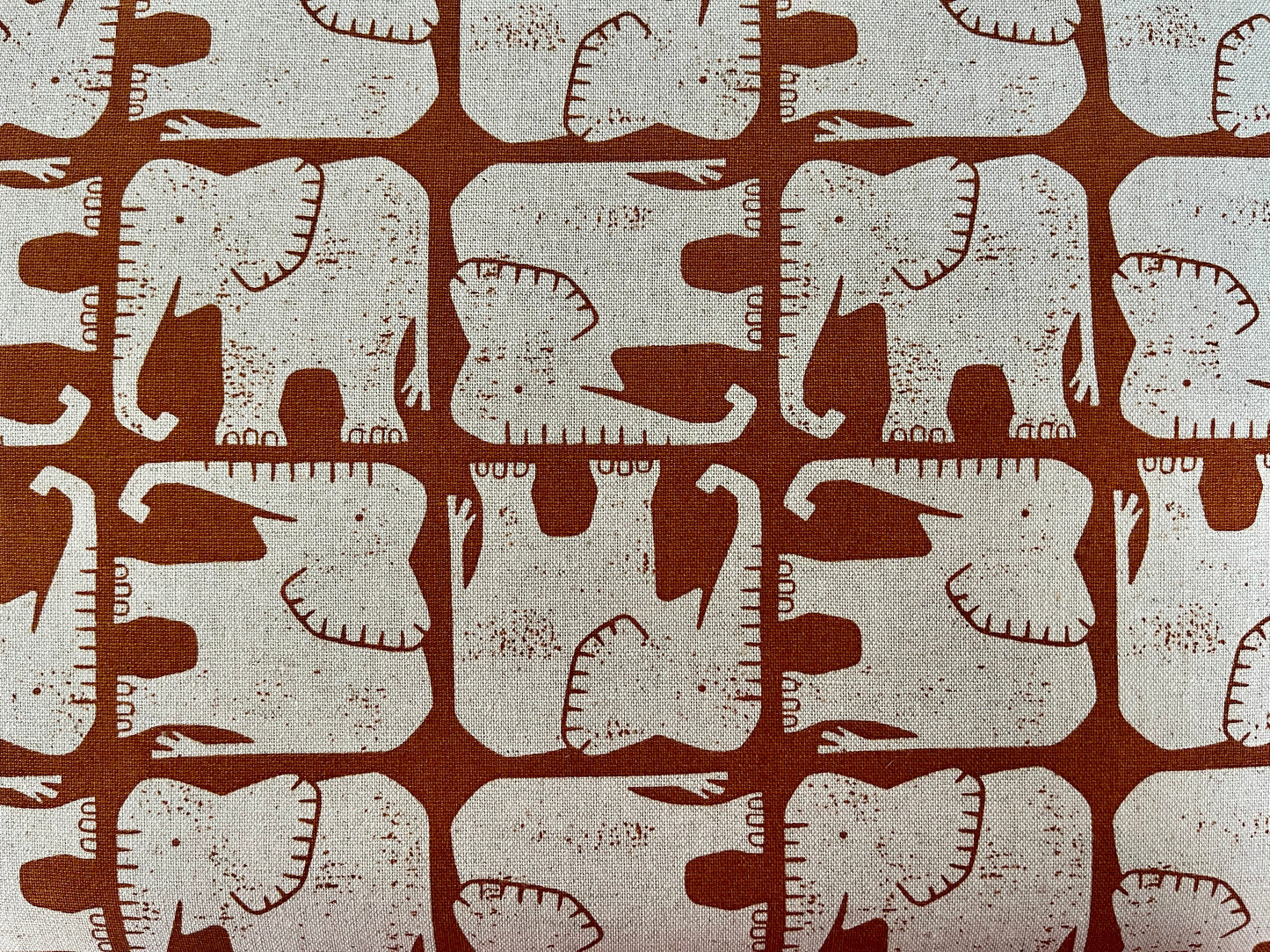 Rising Sun-Jolly Elepha-Umber Unbleached Canvas-Loes Van Oosten