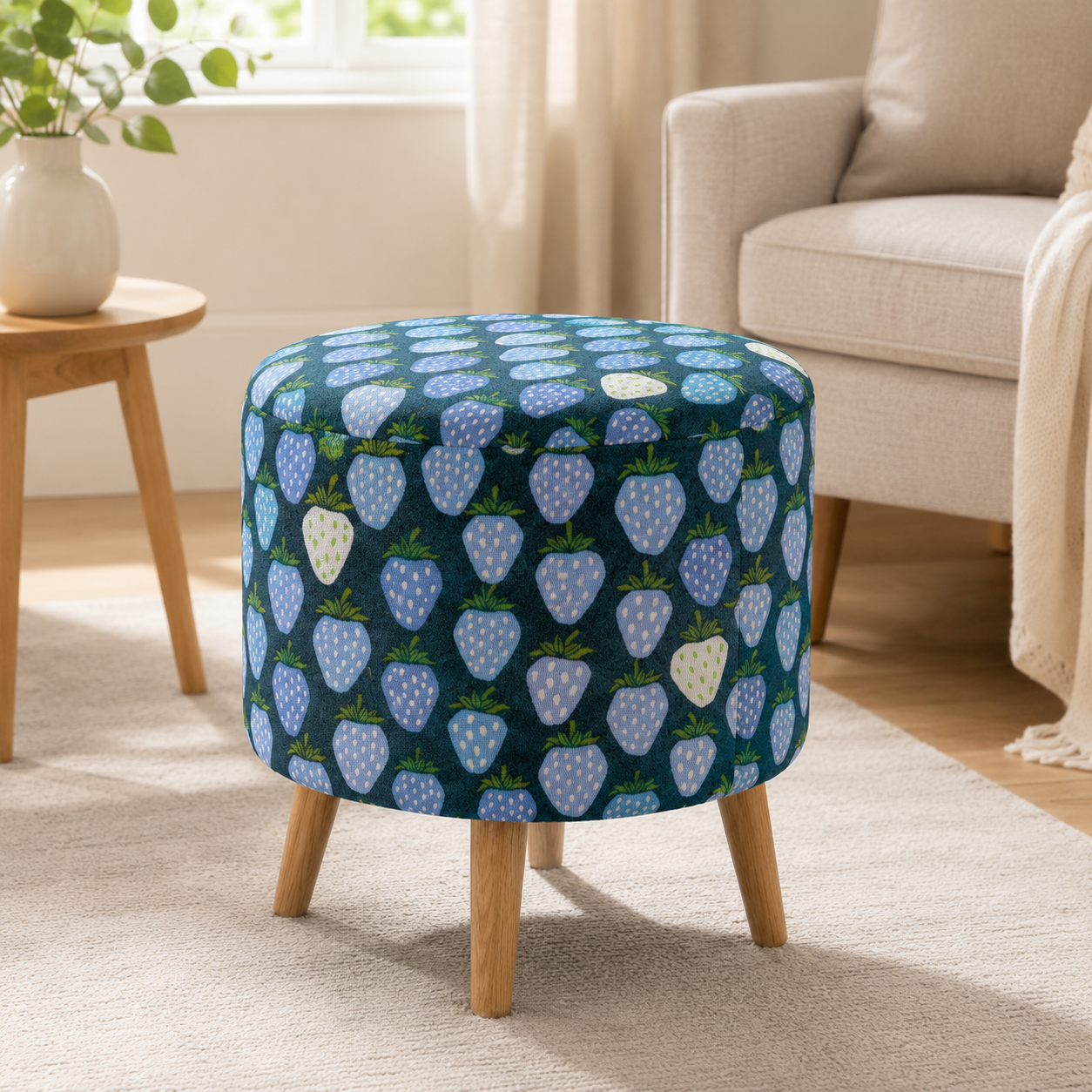 Under the Apple Tree – Queen of Berries – California Blue Fabric – Loes Van Oosten – Cotton + Steel