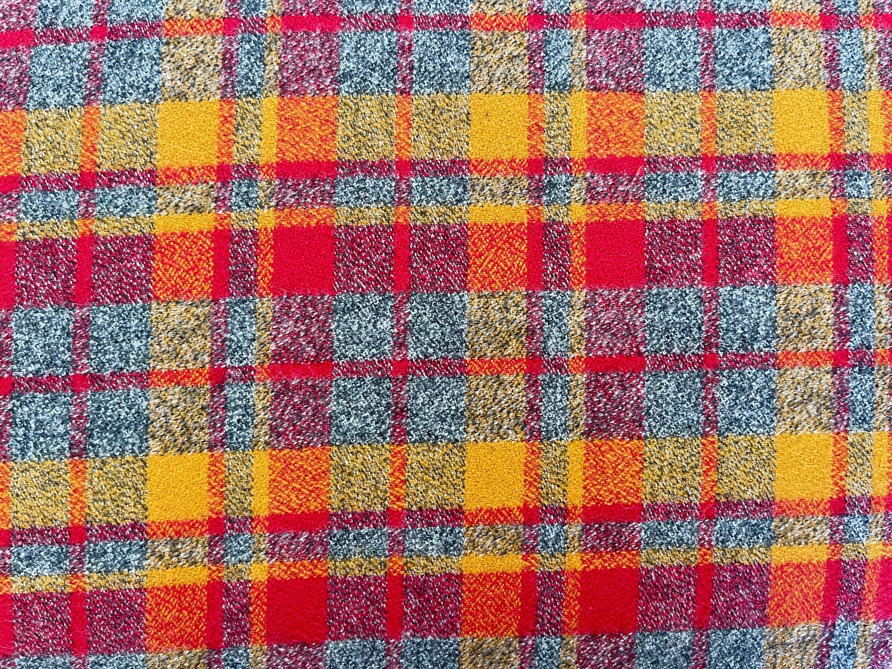 Mammoth Flannel - Crimson Flannel- Robert Kaufman - 100% Cotton - SRKF-13927-91
