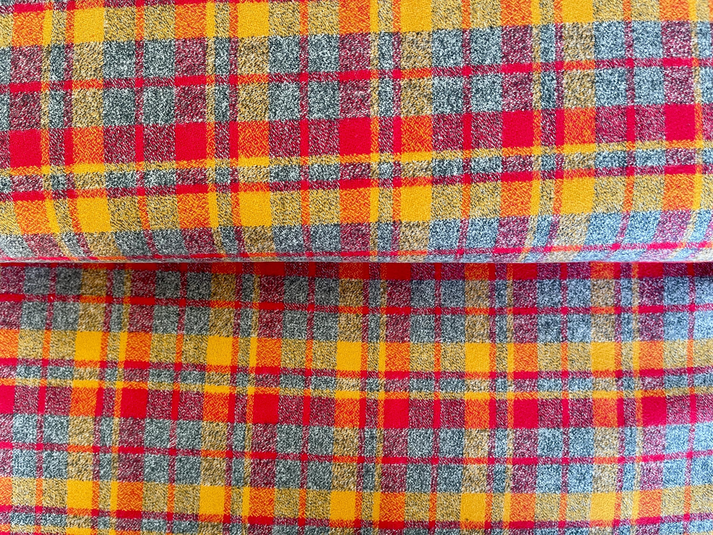 Mammoth Flannel - Crimson Flannel- Robert Kaufman - 100% Cotton - SRKF-13927-91