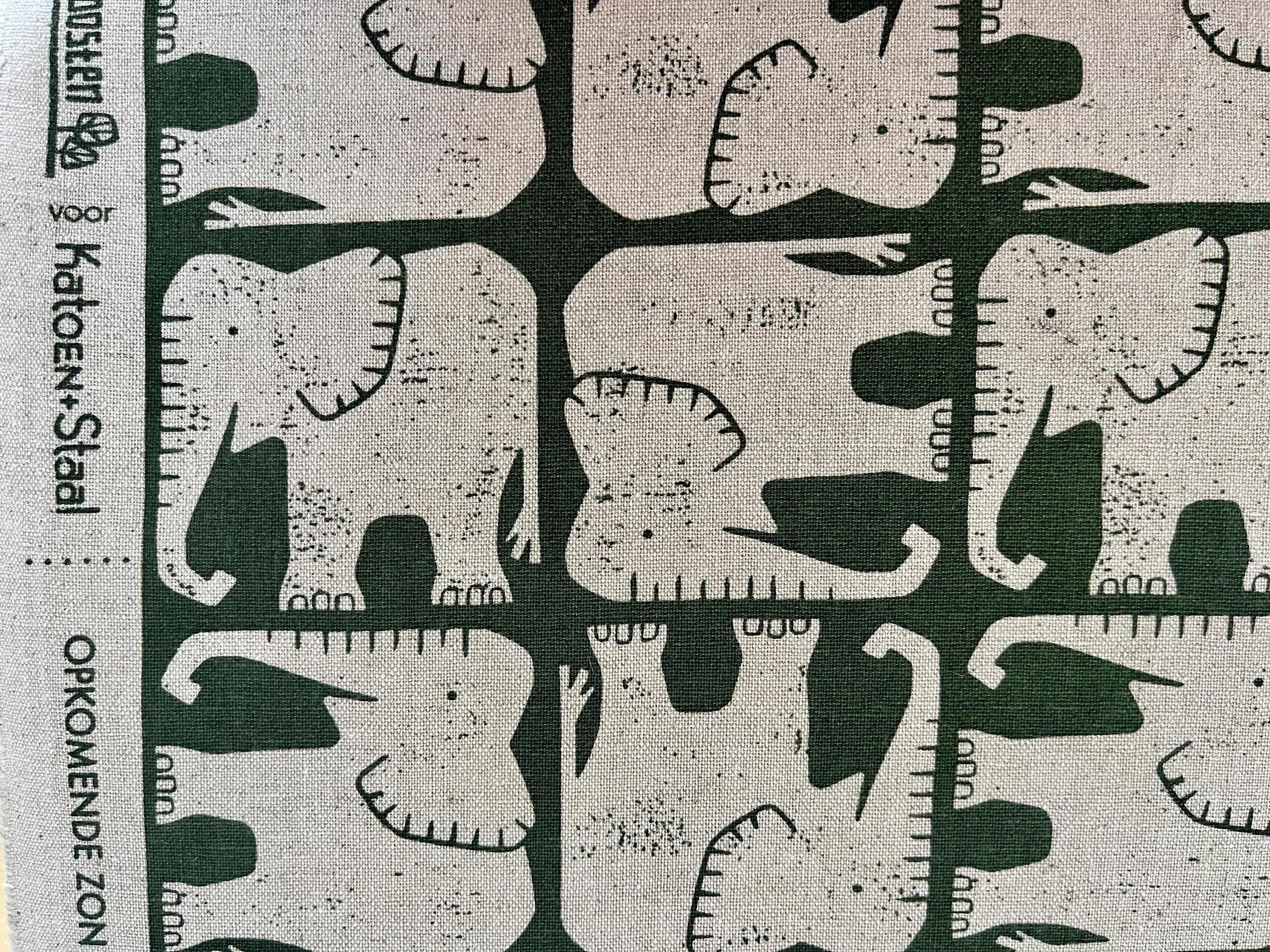 Rising Sun - Jolly Elephant - Hunter Unbleached Canvas - Loes Van Oosten