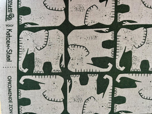 Rising Sun - Jolly Elephant - Hunter Unbleached Canvas - Loes Van Oosten