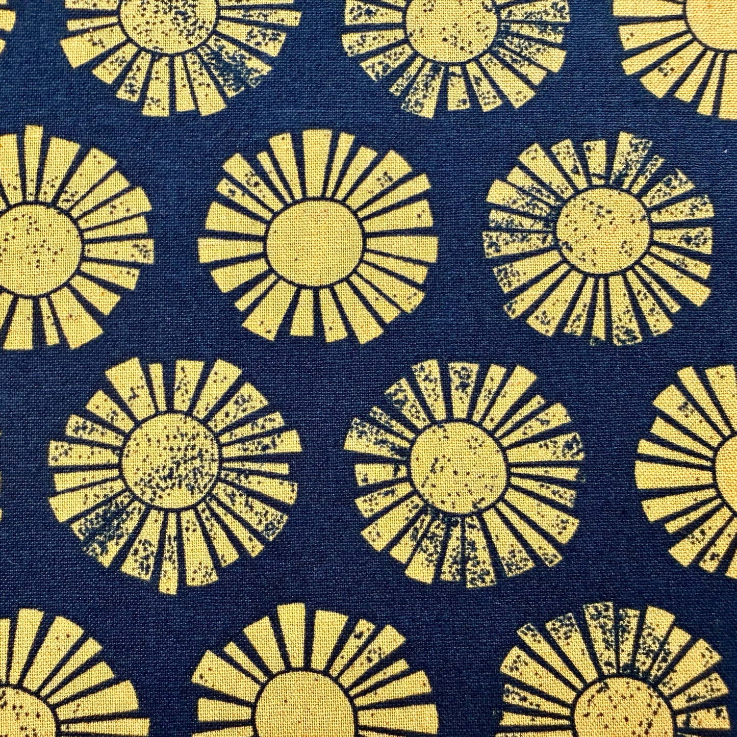 By the Seaside-Sunshine-Navy Unbleached Canvas-Loes Van Oosten-Aan Zee-LV106-NA3UC