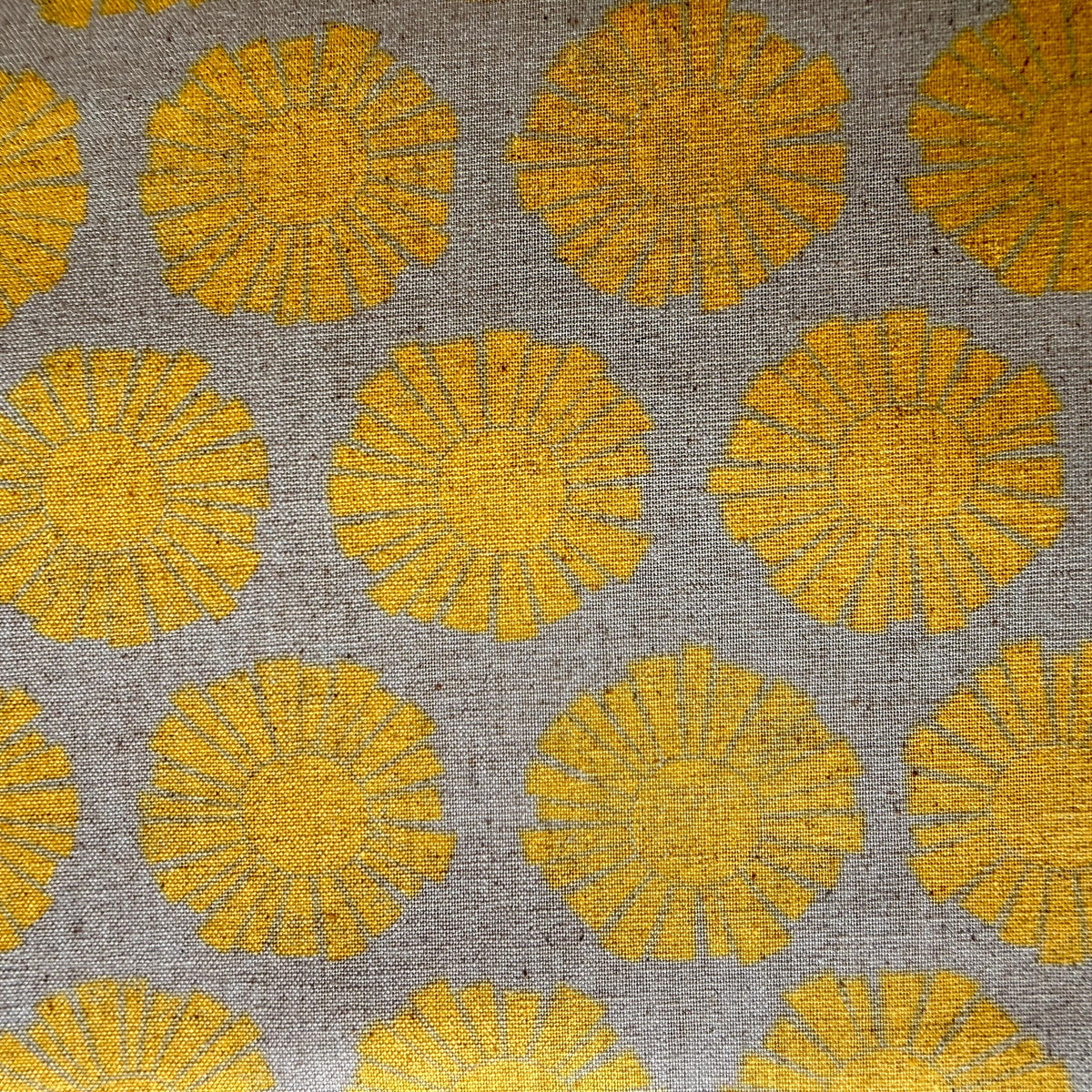 By the Seaside-Sunshine Sky Blue Unbleached Canvas-Loes Van Oosten-Cotton Steel-Aan Zee