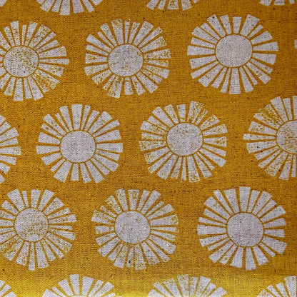 By the Seaside-Sunshine Golden Unbleached Canvas-Loes Van Oosten-Cotton Steel-Aan Zee