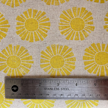 By the Seaside-Sunshine White Unbleached Canvas-Loes Van Oosten-Cotton Steel-Aan Zee