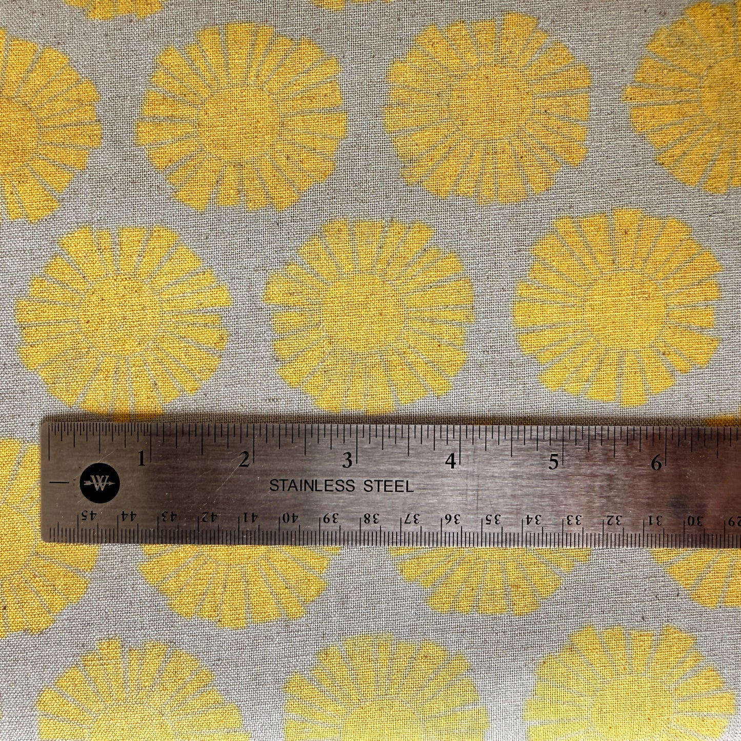 By the Seaside-Sunshine Sky Blue Unbleached Canvas-Loes Van Oosten-Cotton Steel-Aan Zee
