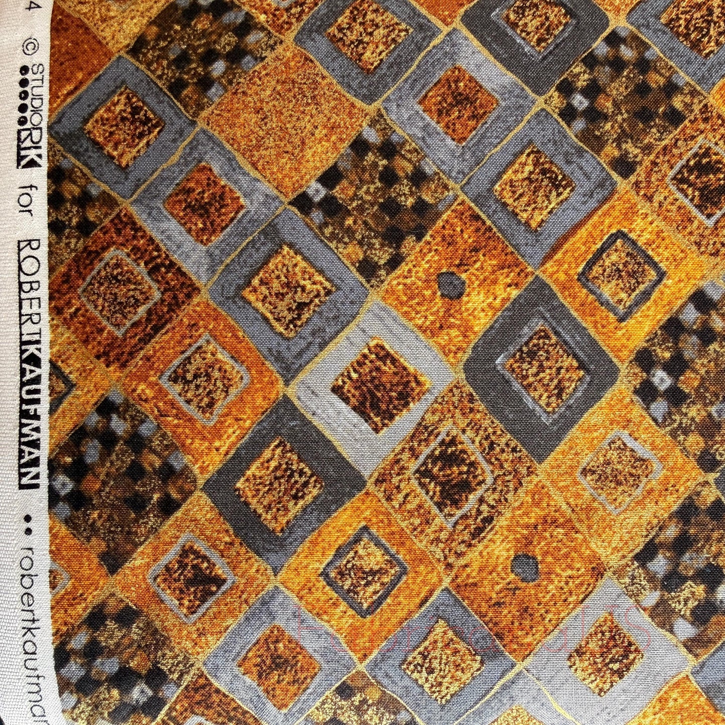 Gustav Klimt Squares & Diamonds Gold Metallic Quilting Cotton Fabric by Robert Kaufman – SRKM-17184-133