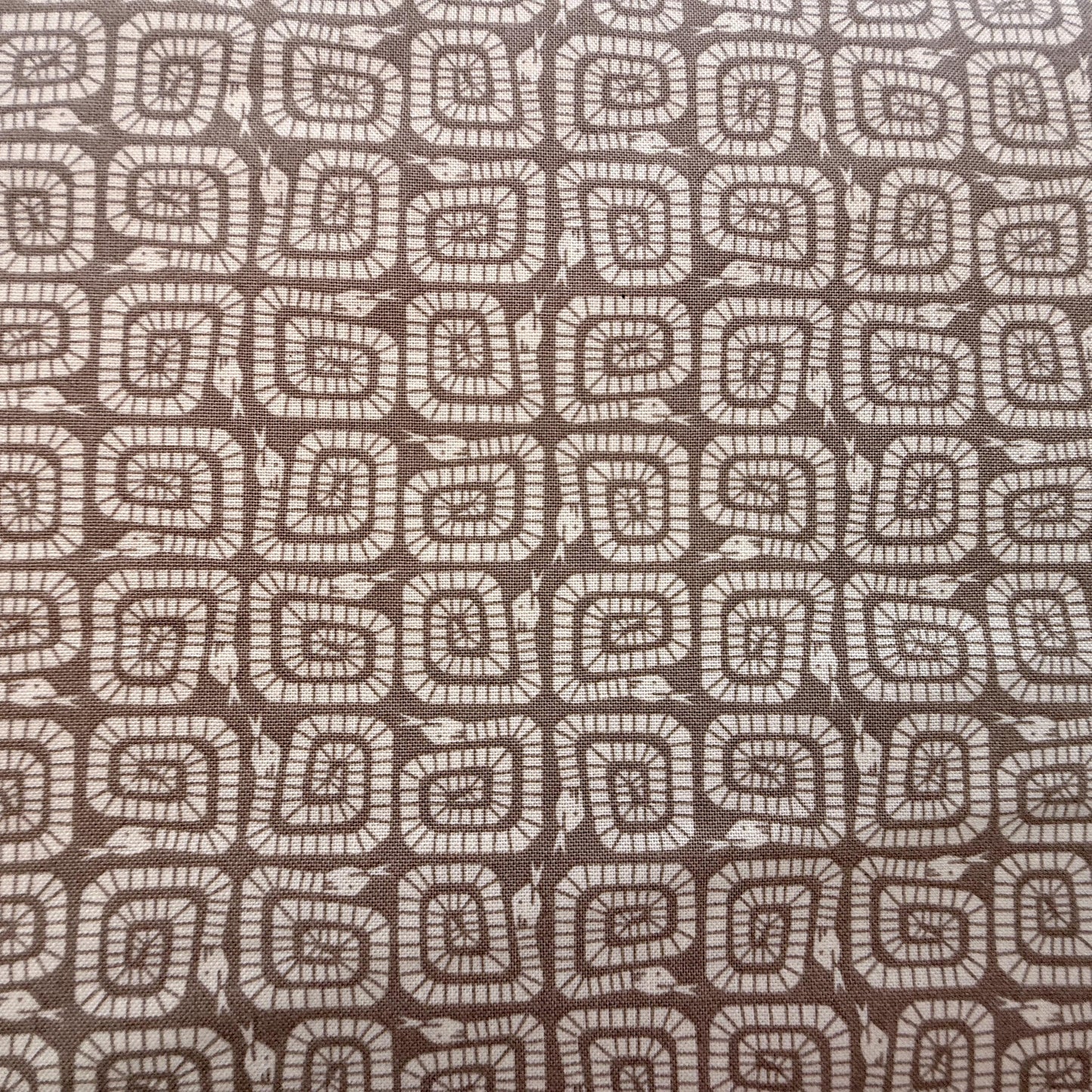 Rising Sun - Winding Snake - Shadow - Cotton + Steel - Loes Van Oosten - LV904-SH3