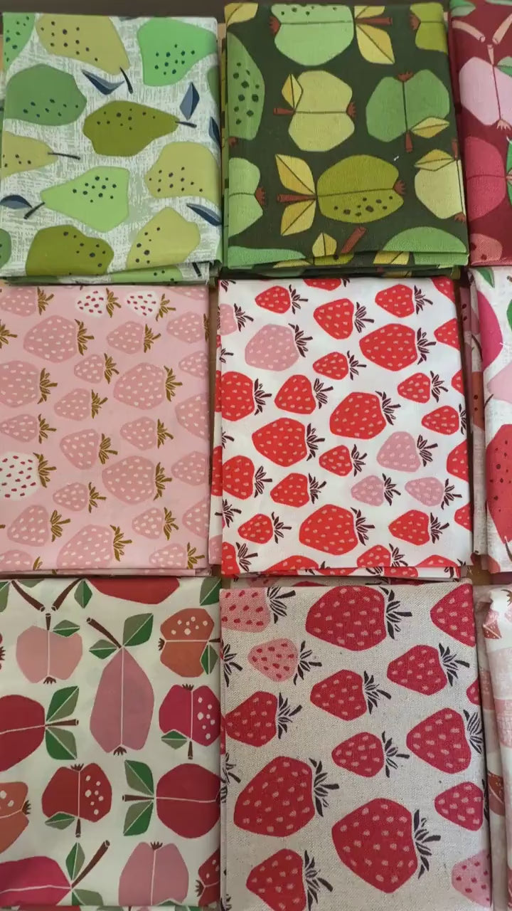 Under the Apple Tree - Fat Quarter Bundle FQ (21) - Loes Van Oosten - Cotton+ Steel