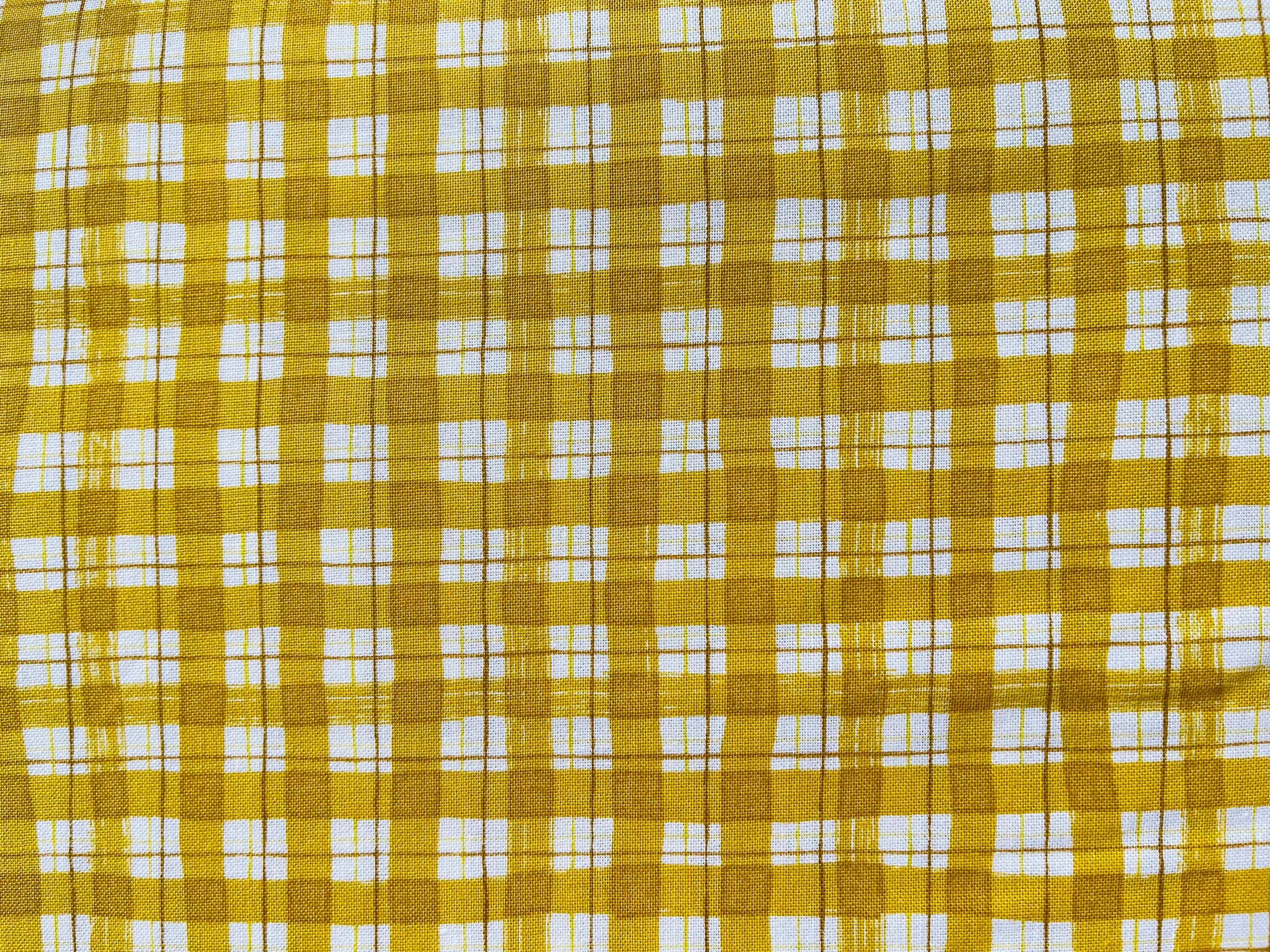 Under the Apple Tree - Picnic - Sunshine Fabric - Golden - Yellow - Yellow - Loes Van Oosten - Cotton + Steel  - Quilting Cotton - LV506-SU2