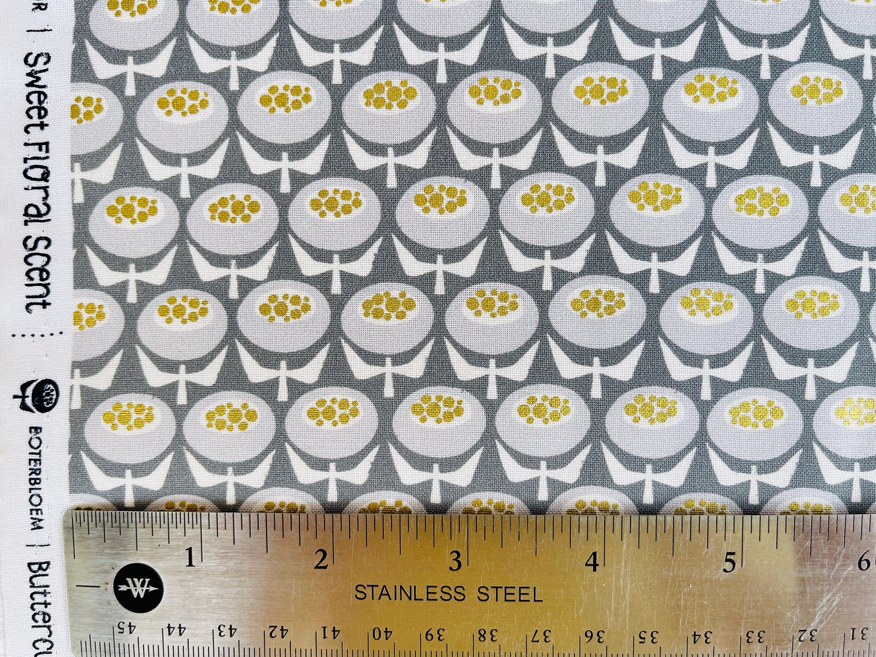 Sweet Floral Scent-Buttercup-Gray Skies Metallic Fabric-Loes Van Oosten-Cotton+Steel-LV804-GS4M